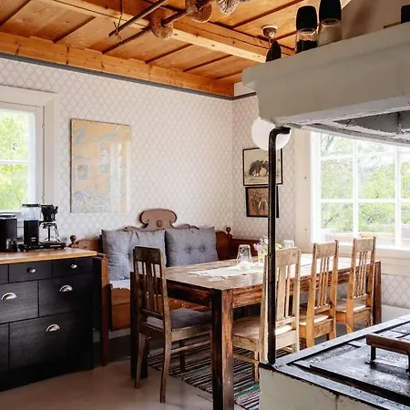 Ferienhaus North - Pettu